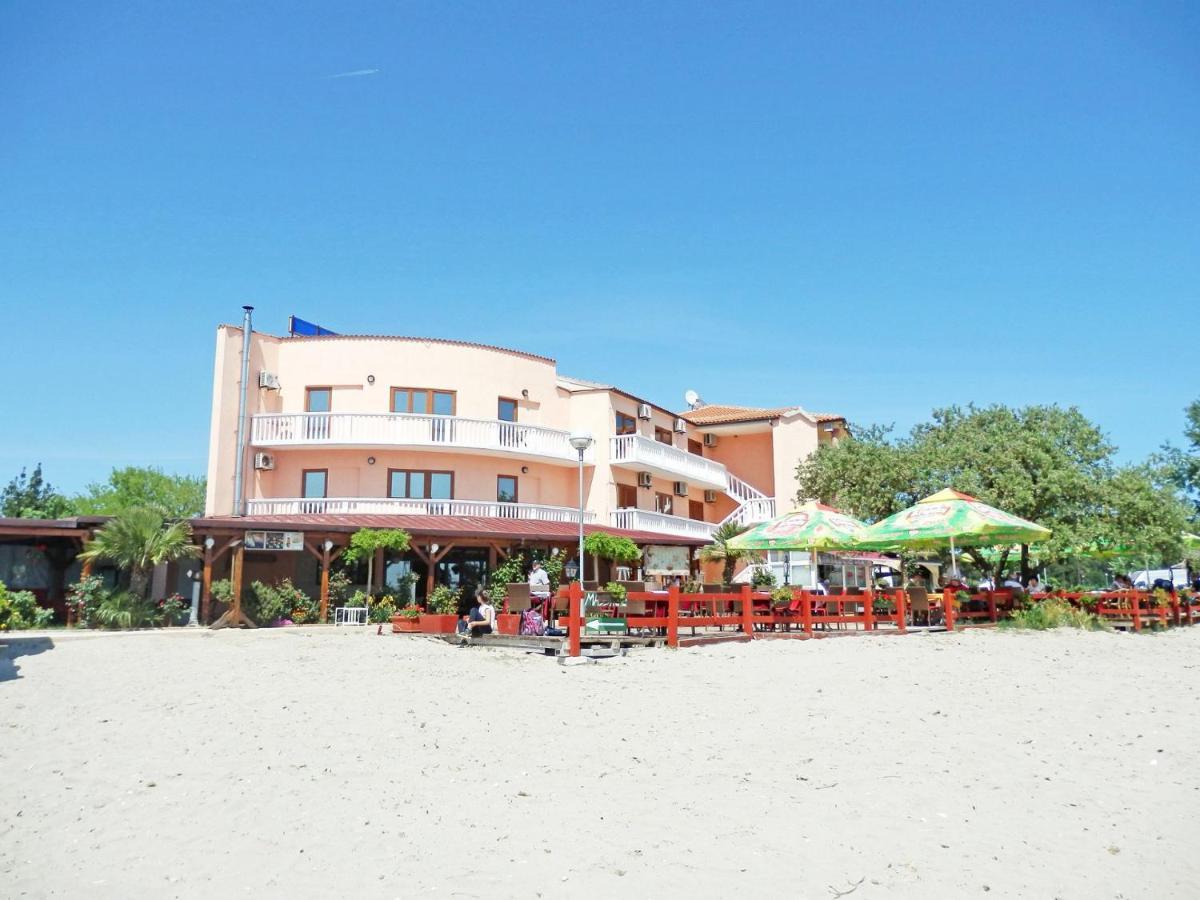 Apartments Real - 10 M From Sea Medolino Esterno foto