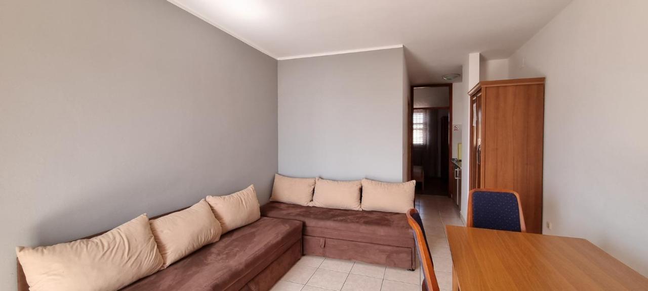 Apartments Real - 10 M From Sea Medolino Esterno foto