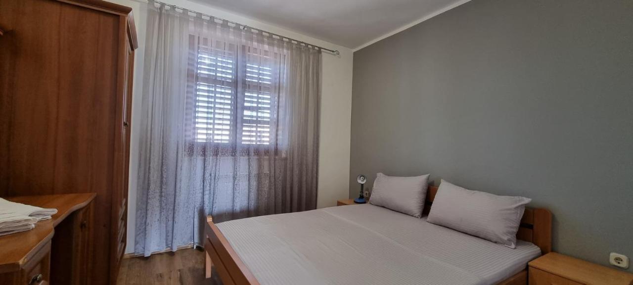 Apartments Real - 10 M From Sea Medolino Esterno foto
